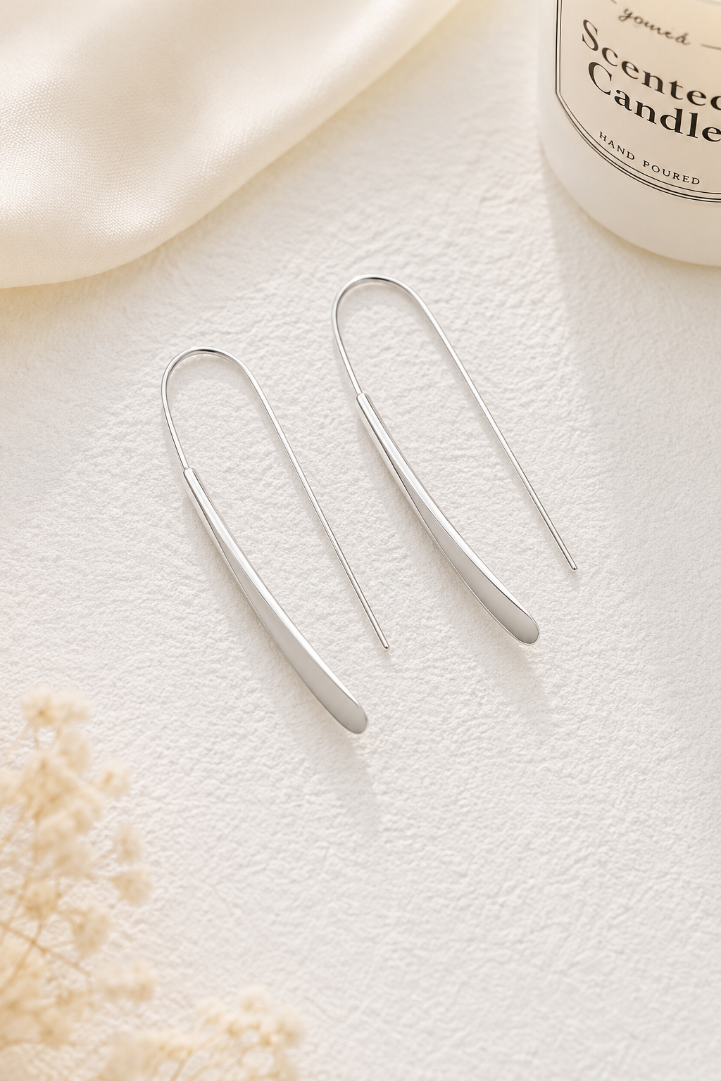 Lía - Pendientes Largos de Diseño Minimalista