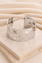 Celia - Brazalete Ancho de Diseño