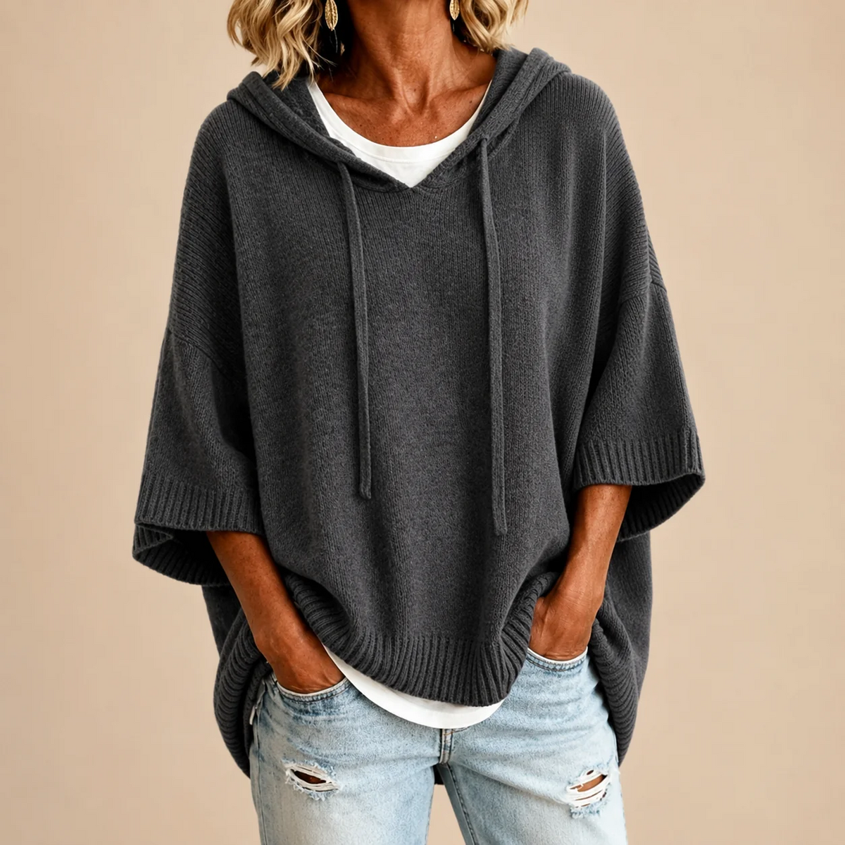 Octavia - Poncho de Punto con Capucha