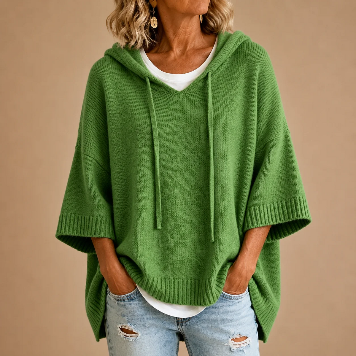 Octavia - Poncho de Punto con Capucha