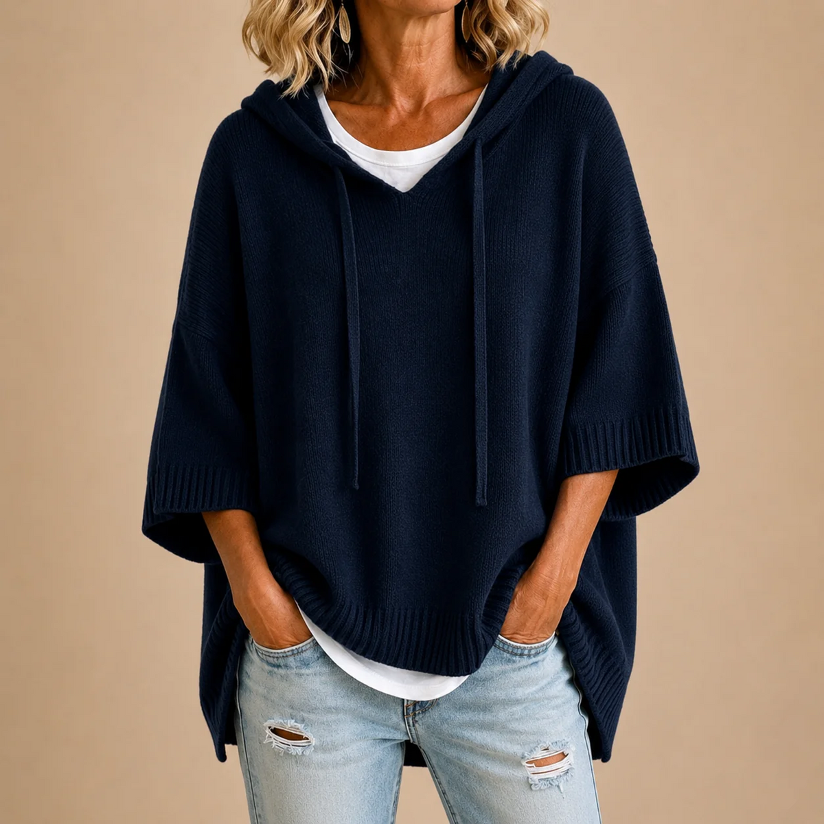 Octavia - Poncho de Punto con Capucha